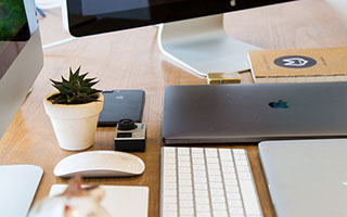 半岛体育app官网-欧预赛冠军阵容亮相，再掀风波