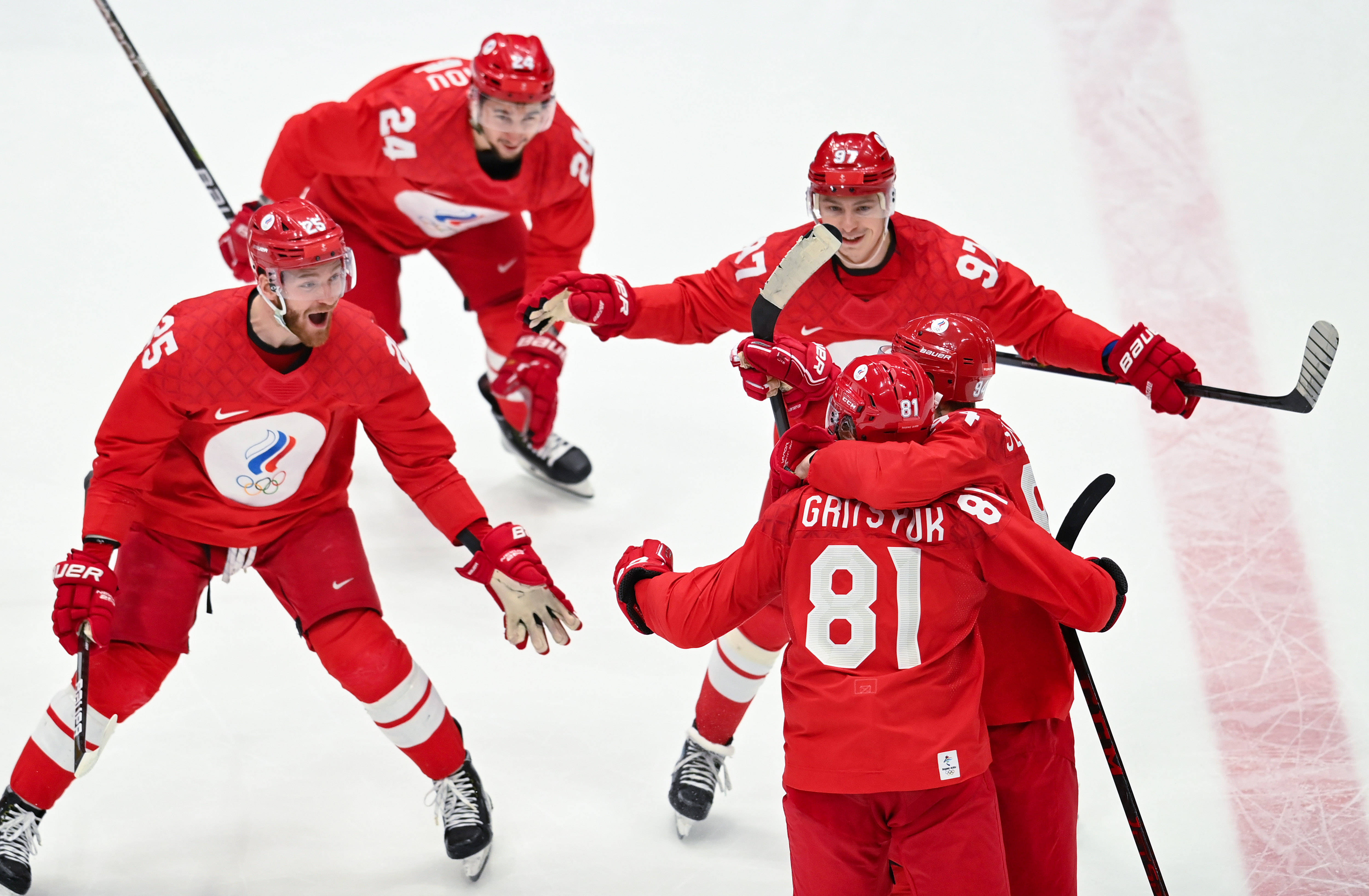 半岛体育在线官网-俄罗斯跳水选手稳扎稳打，轻松晋级的简单介绍