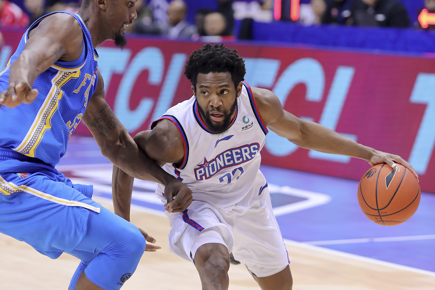 半岛体育官方网站入口-欧洲篮球联赛遭遇赛程调整，队伍备战有变