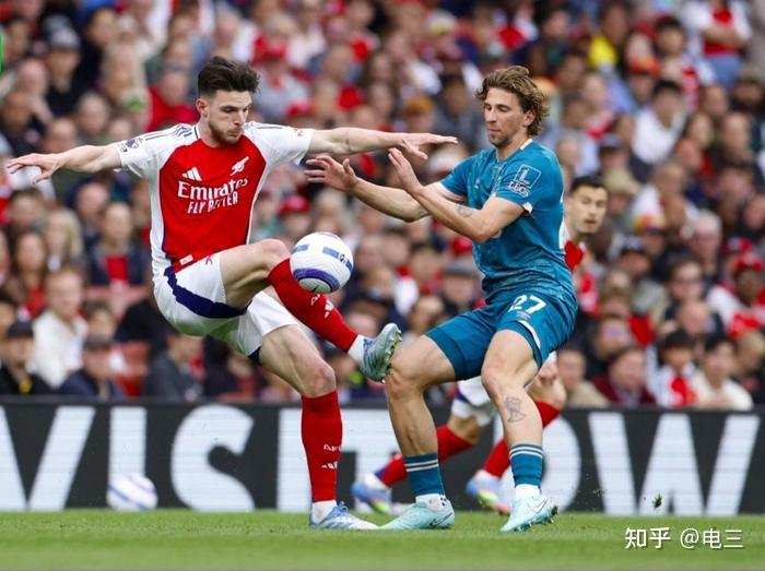 半岛app官方下载-阿森纳对阵伯恩茅斯：主场优势发挥，能否取得三分？的简单介绍