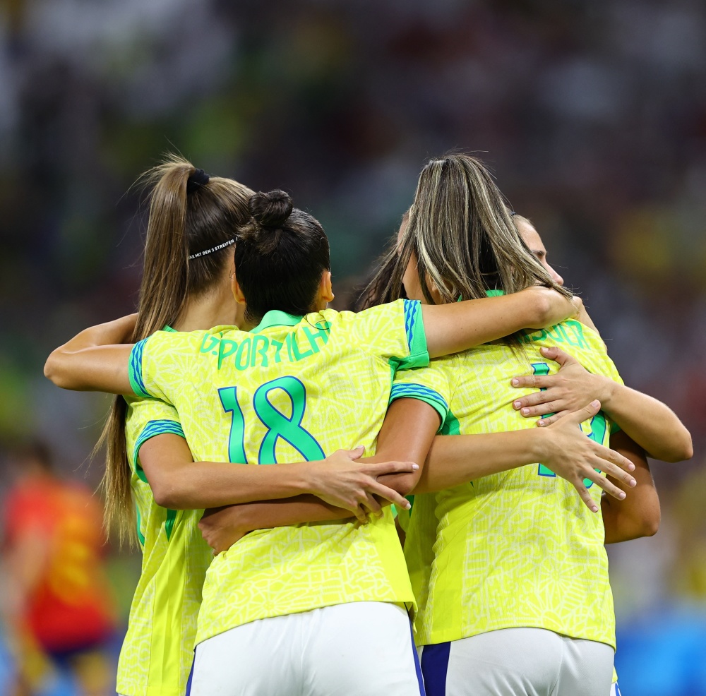 半岛综合体育官方app下载-巴西女足队赢得关键比赛的胜利